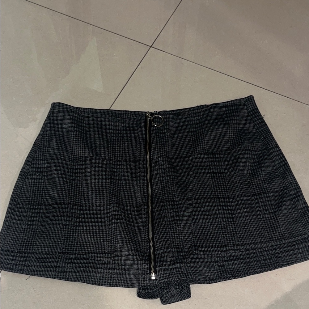 Active USA Black Plaid Mini Skirt with Front Zip